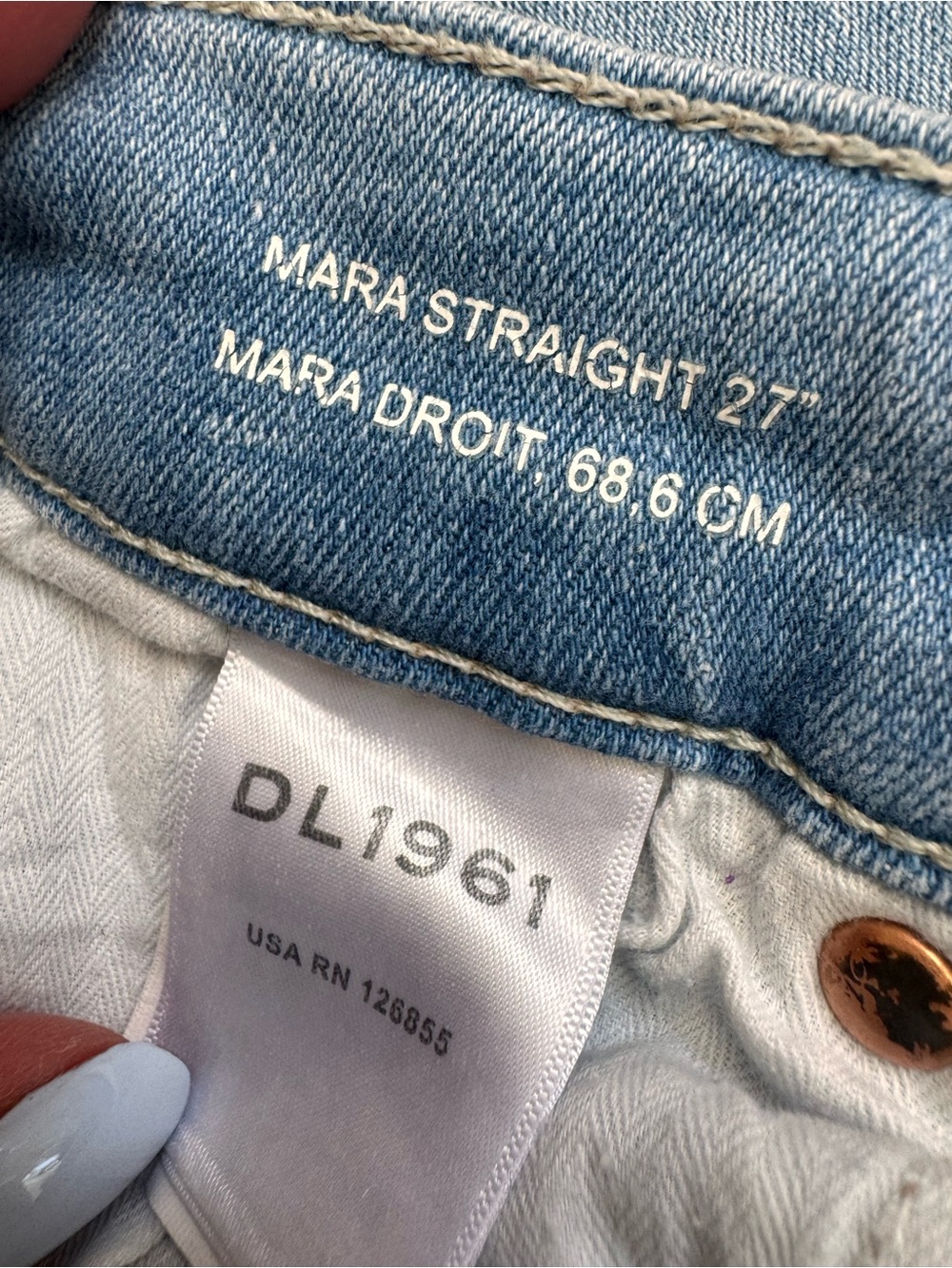 DL1961 Mara Straight Mid Rise Instasculpt Ankle Jeans | Fountain Wash | Size 26 - Picture 13 of 14